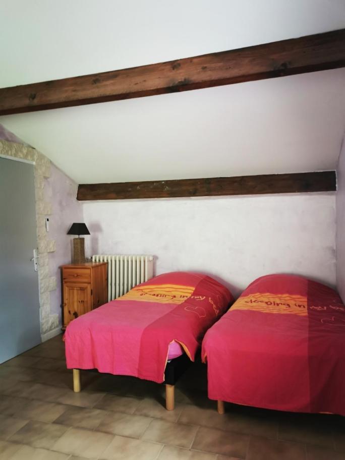 Charmant Appartement Dans Corps De Ferme Aiglun Aiglun  Экстерьер фото